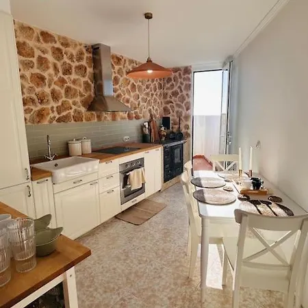 La Casita De Vistas Holiday home *